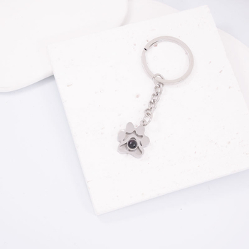 Kljucni lančić s projekcijom šape psa, 100 jezika, nehrđajući čelik, elektroplatiranje, Yingcan Jewelry