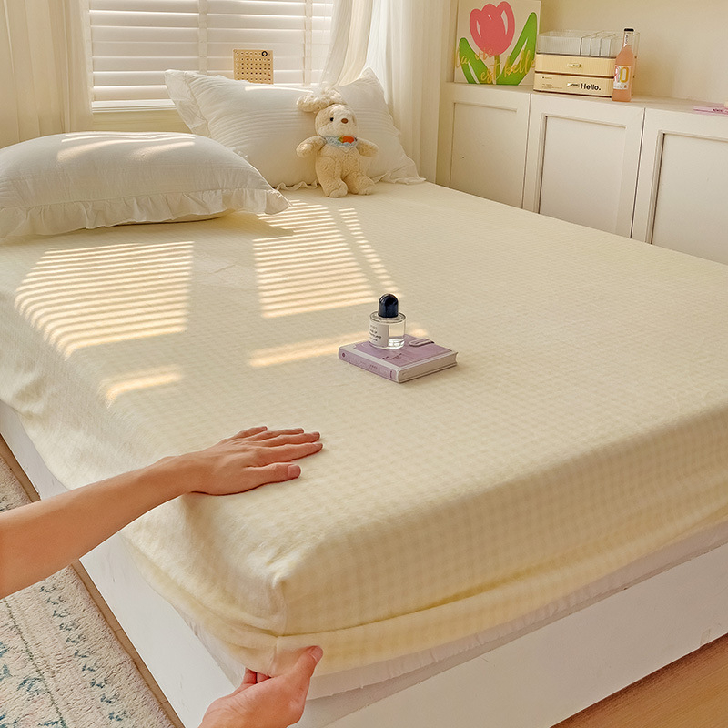 Gumeni list od velura, prilagodljiva, reaktivno tiskanje i bojanje, moderan minimalistički stil, obrasci: pruge, jednobojno, geometrijski