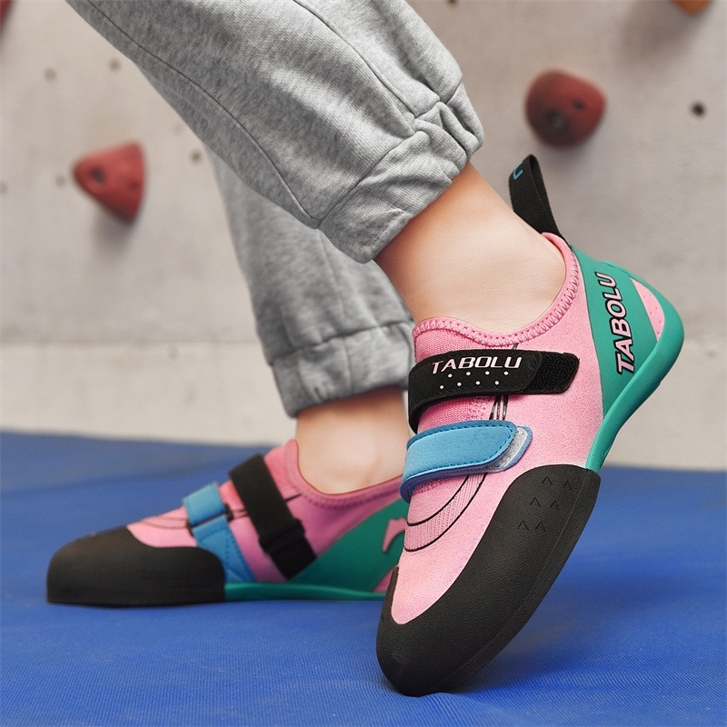 Παπούτσια αναρρίχησης για εσωτερική προπόνηση, unisex, για αρχάριους, σόλα vulkanizirana, άνω μέρος: τεχνητό δέρμα