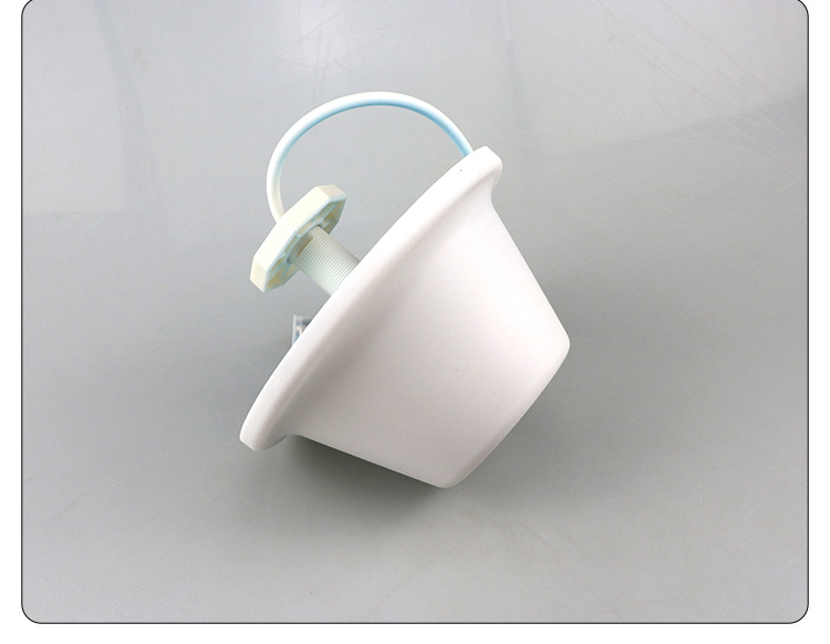 Gombafejű, omnidirekcionális mennyezeti antenna, 5G teljes hálózati kommunikáció, jelző erősítő mobiltelefonhoz és WiFi-hez (Model YJ031, Nyereség 5, Frekvenciatartomány 700–3800 MHz, Impedancia 50 Ω, SWR ≤ 1,5)