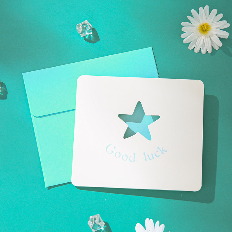 Κάρτα Ευχών Merlot — Χαρτί, Κατάλληλη για όλες τις γιορτές, Φρέσκο στυλ (Μάρκα: Merlot • Υλικό: Χαρτί • Κατάλληλες γιορτές: Όλες οι γιορτές • Στυλ: Φρέσκο)