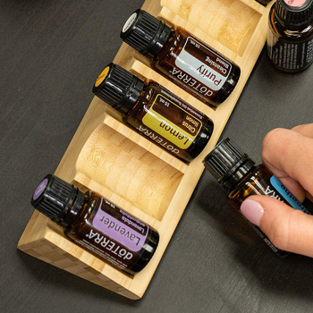 Raft de depozitare pentru sticluțe de ulei esențial, birou, design triunghiular din bambus, logo personalizabil, marcă Hibor