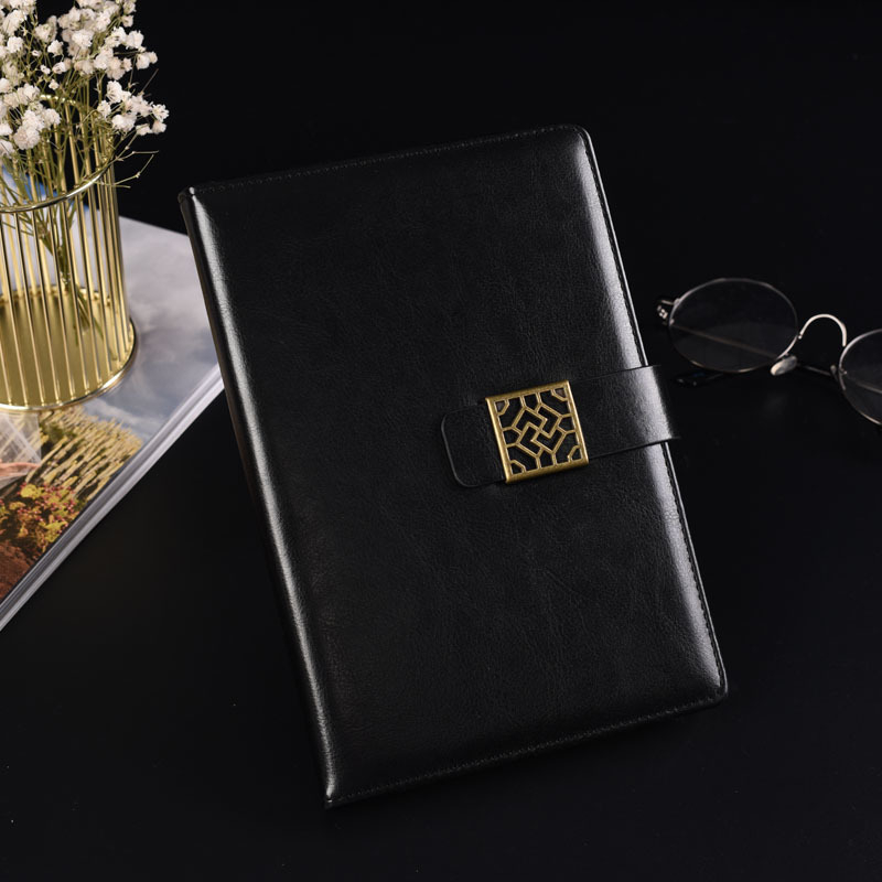 Bilježnica s PU imitacijom kože, mogućnost tiskanja logotipa, ljepilo povez, Forest papir 80 g, aluminijska legura hardvera