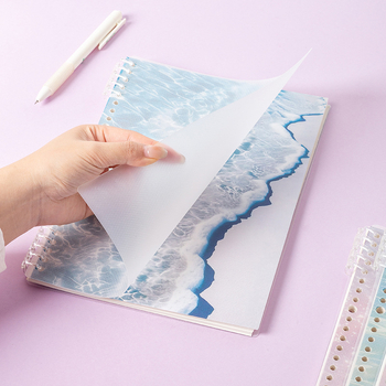 Caiet cu copertă în model dragon, legare binder, hârtie pulp de iarbă, 75 g/m², 50–100 pagini