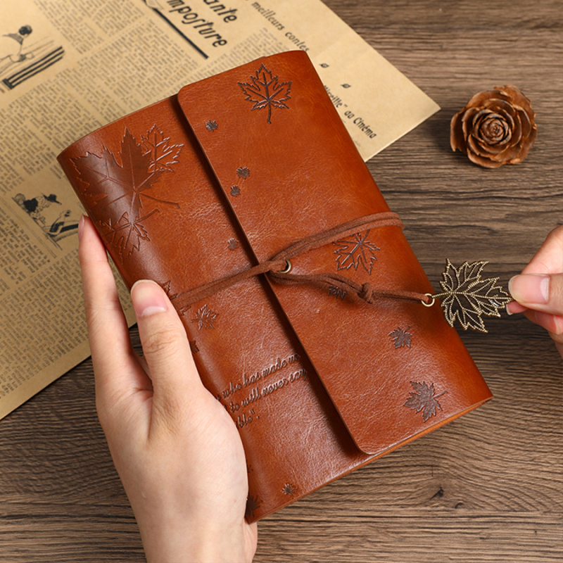 Ručno vođen bilježnik s koricom od imitacije kože i vezom s odvojivim listovima (Kraft papir, 100 g/m², 50–100 stranica, nostalgički retro stil)