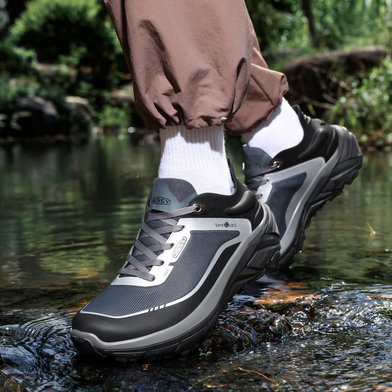 Planinarske tenisice s zaštitnim prstom, niski gornji dio, mrežasti unutarnji dio, gornji dio od sintetičke kože, potplat od prirodne gume, Rubber+ EVA potplat, unisex