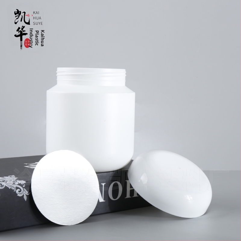 Posuda za proteinski prah – HDPE plastična posuda s poklopcem, kapacitet 500 g, prilagodljivo pakiranje