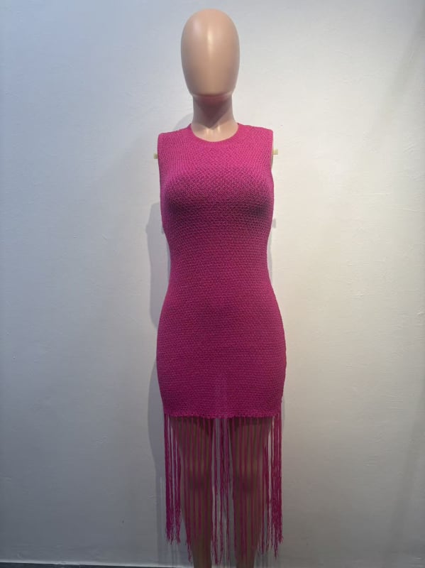 Rochie tricotată cu ciucuri, fără mâneci, guler rotund, lungime medie, poliester