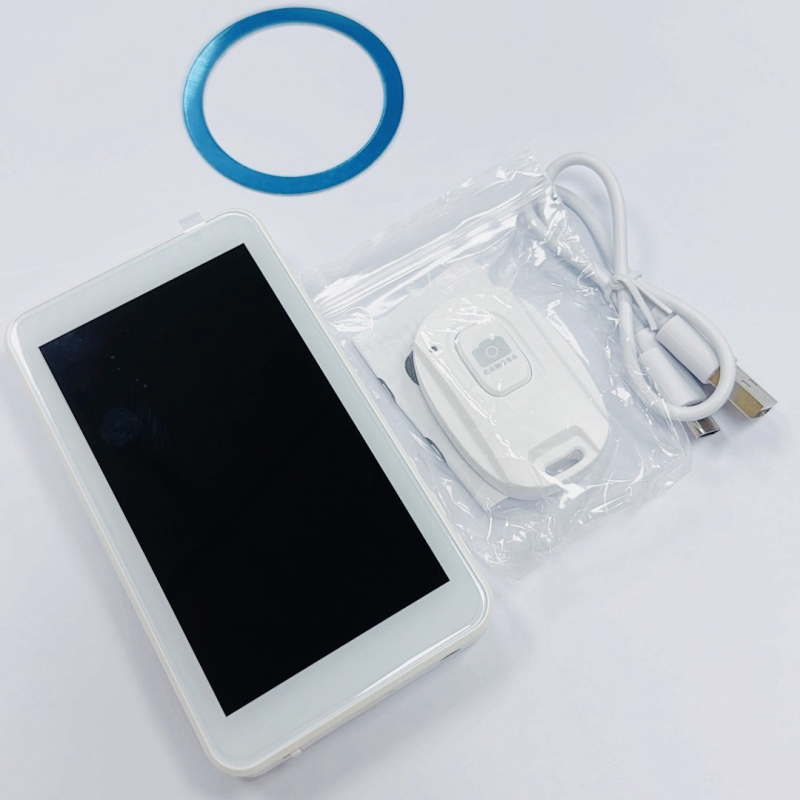 Prijenosni projektor za selfie za telefon – Bluetooth alat za selfije s magnetskim stražnjim zaslonom za praćenje – HD prijenos uživo i podijeljeni zaslon, model K2, Bluetooth 2.0, ABS, 110 g, kompatibilan s iOS i Android