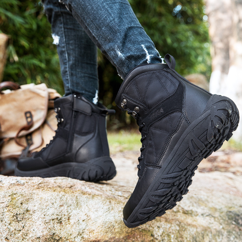 Kirándulócipő magas felsőrésszel és hálós felsőrésszel (csúszásmentes gumitalp; gumírozott középtalp; sarokmagasság középső 3–5 cm)