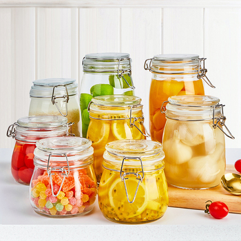 Staklena staklenka s poklopcem, okruglog oblika, kapacitet 501-800 ml, pogodna za mikrovalnu, moderan minimalistički dizajn