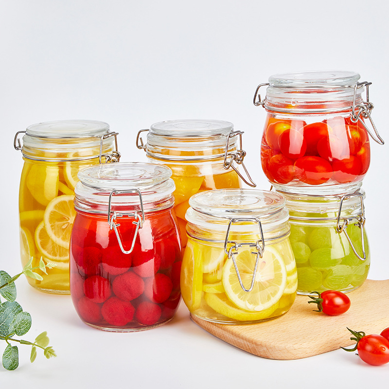 Staklena staklenka s poklopcem, okruglog oblika, kapacitet 501-800 ml, pogodna za mikrovalnu, moderan minimalistički dizajn