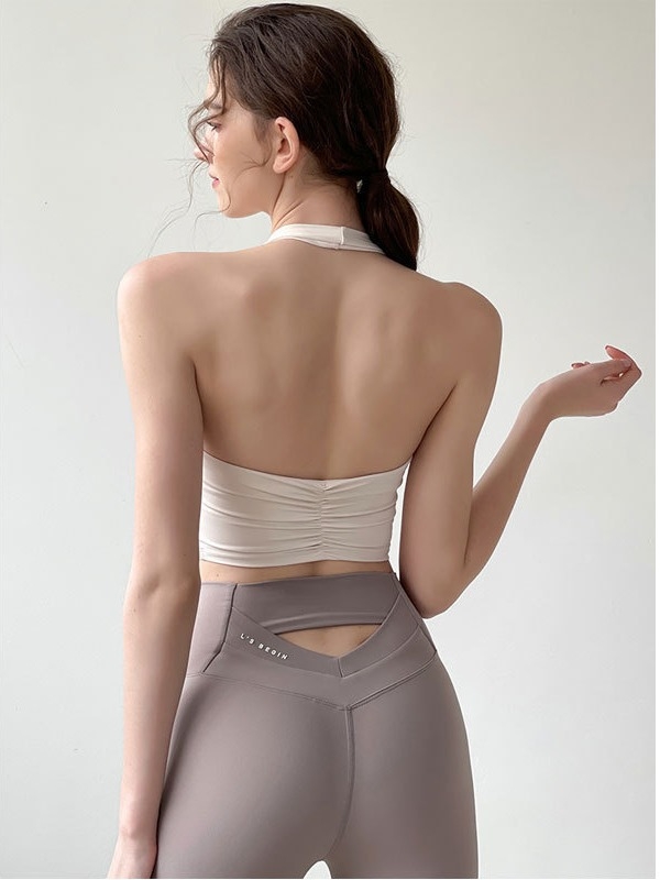 Női pánt nélküli jóga felső melltartóbetéttel, lélegző, gyorsan száradó anyag (nylon 80% / spandex 20%), karcsú szabás, rövid fazon