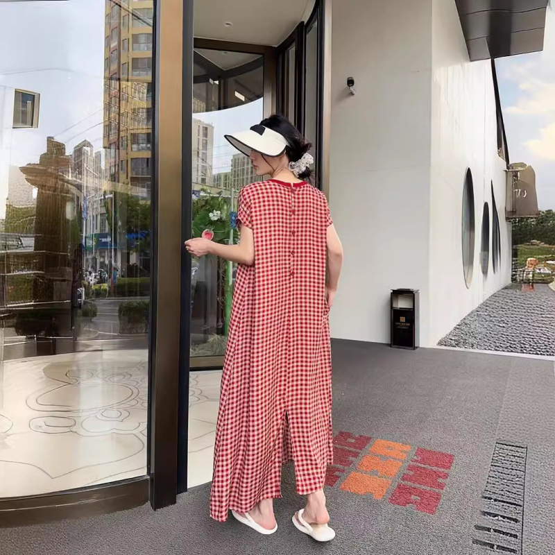 Rochie, material bumbac-satin, lungă, mâneci scurte, guler rotund