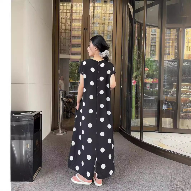 Rochie, material bumbac-satin, lungă, mâneci scurte, guler rotund