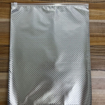 Prozirne vreće od aluminijskog filma za skladištenje odjeće sa zatvaračem, PE materijal, dvostruka debljina 8.5c, porijeklo Guangdong, dnevna proizvodnja 100000