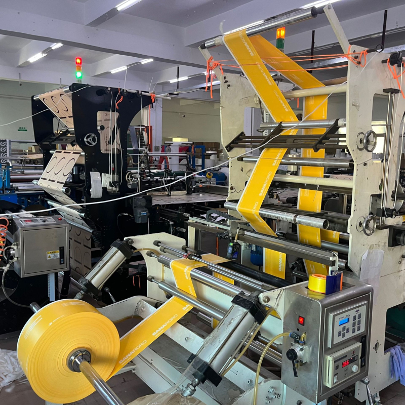 Geantă de ambalare lenjerie pentru ambalarea hainelor | Utilizare: depozitare, ambalare generală, ambalare haine | Cod produs Ym 20231116 | Capacitate zilnică 100000 | Grosime dublă 18328127424 | Deviere 2 cm