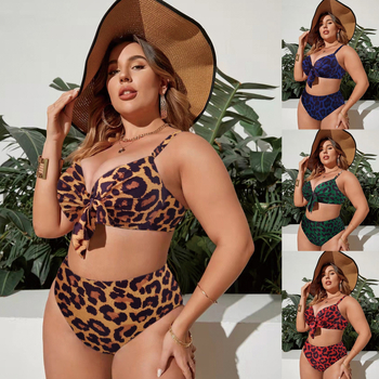 Split bikini set s podstavljenim gornjim dijelom, tkanina visoke elastičnosti, 82% poliester s poliesterskom podstavom, 251 g