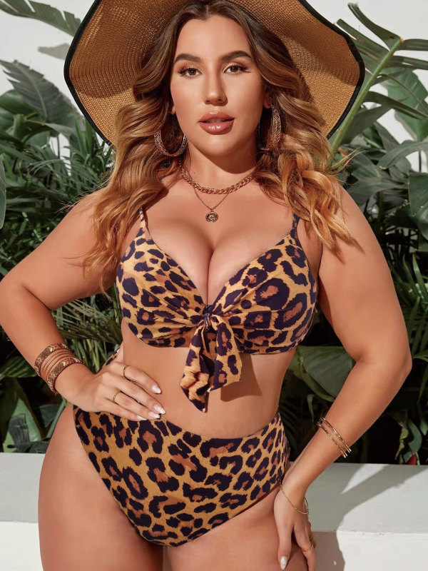 Split bikini set s podstavljenim gornjim dijelom, tkanina visoke elastičnosti, 82% poliester s poliesterskom podstavom, 251 g