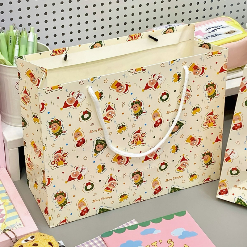 Pungă de cadouri cu design desen animat; carton alb; imprimare; potrivită pentru cadouri generale