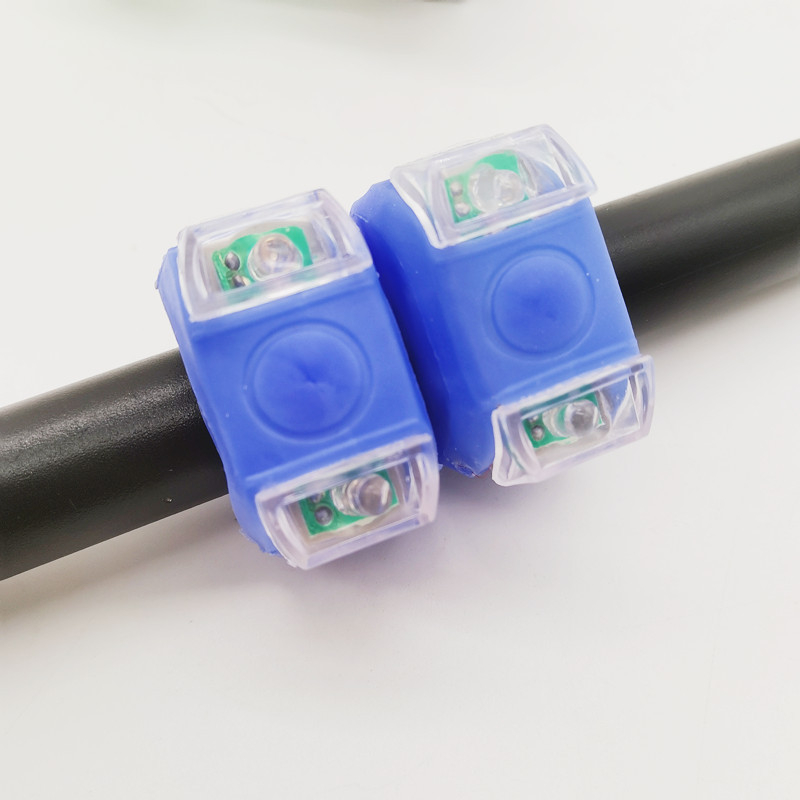 Lumină pentru bicicletă de munte, în formă de broscuță – a șasea generație, corp din silicon, lampă pentru ghidon și lampă spate cu efect strob, baterie 2032