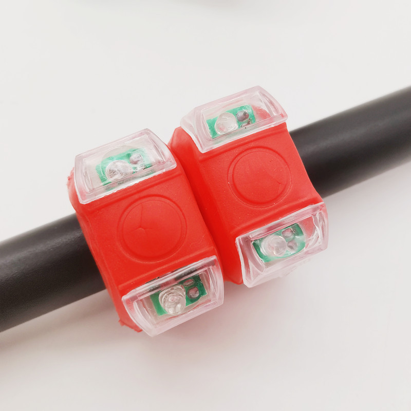 Lumină pentru bicicletă de munte, în formă de broscuță – a șasea generație, corp din silicon, lampă pentru ghidon și lampă spate cu efect strob, baterie 2032