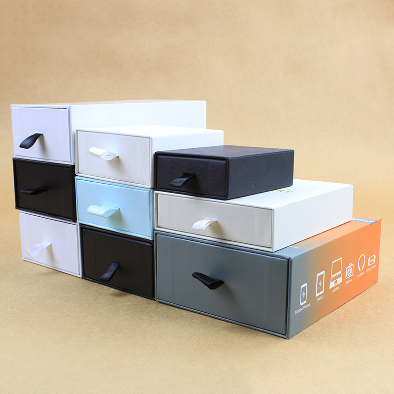 Cutie cu sertar pentru cadouri, ambalaj din carton personalizabil, embossing, imprimare UV, gravură și ștampilare cu argint; imprimare logo disponibil