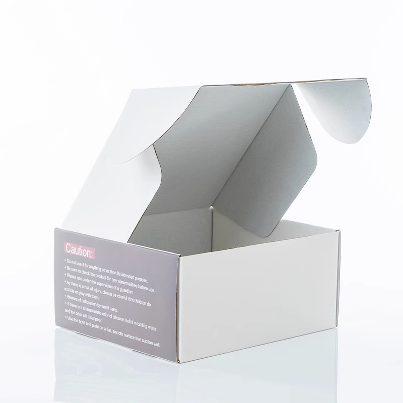 Опаковъчна кутия от хартия/картон с печат на лого и горещо сребърно фолиране за ежедневна употреба