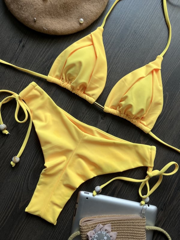 Bikini set, jedne boje, otvorena leđa, s jastučićima za grudi, najlon 80/20, 120 g/m²; za odrasle žene