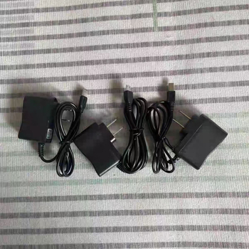 Zhongyitong Z-022 punjač – 5V 1A univerzalni punjač za starije telefone, pametne telefone i telefone s tipkama