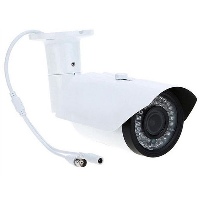 Kamera za nadzor 1200TVL, 1/3-inčni CMOS, 4 mm objektiv, IR osvjetljenje do 50 m, napajanje DC 12V