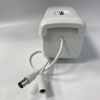 Cameră de supraveghere cu vedere nocturnă infraroșu LY-Q9990, senzor CMOS, rezoluție 1200 linii, iluminare minimă 0.001 lux, distanță IR 10 m