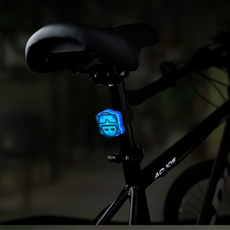 Stražnja svjetiljka za bicikl, CYCLE ZONE, 12V, prekidač: Drugi