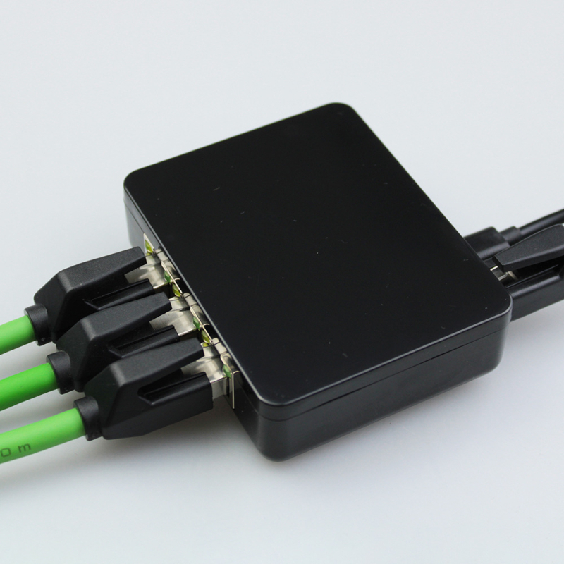 Comutator/Distribuitor Gigabit 1:3 pentru uz casnic – Convertor RJ45