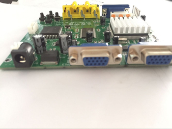 GBS 8200 comutator/distribuitor RGBS către VGA, ieșire duală, rezoluții 1204x768 și 800x600, OEM disponibil, gestionare a energiei