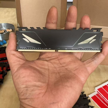 RAM hladnjak za desktop računalo, aluminijski hladnjak s 2 toplovodnim cijevima, kompatibilan s DDR3/DDR4/DDR5 pri 2666/3200/3600, 8G/16G/32G