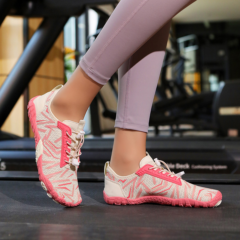 Pantofi pentru trasee pe râu – talpă din cauciuc natural, exterior din plasă, uscare rapidă, bandă elastică