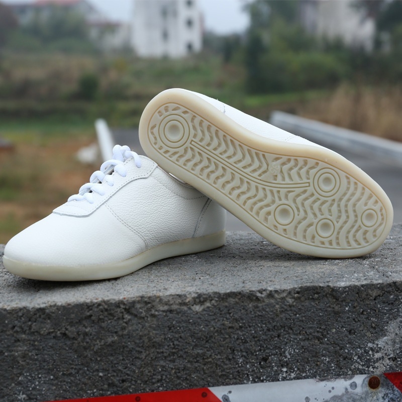 Unutarnje tenisice za fitness, mekani kožni gornji dio od teletine, potplat od tetive teletine, peta 3–5 cm, muški