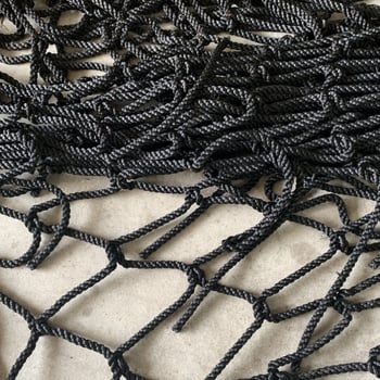 Κοινό δίχτυ ασφαλείας για αναρρίχηση, μοντέλο 032, πολυεστερικό υλικό υψηλής αντοχής, αντοχή φόρτου 1500 kg, κατάλληλο για κρέμαση και αναρρίχηση δικτύων