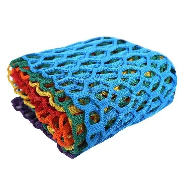 Εξωτερικό επεκτειόμενο παιδικό δίχτυ αναρρίχησης και τραμπολίνο με προστατευτικό φράγμα – δίχτυ ασφαλείας κατά πτώσεων για θεαματικές περιοχές