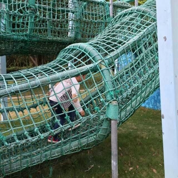 Mreža za zaštitu od pada pri penjanju – ručno pletena, najlon i poliester, nosivost 1000, za dječje igrališta i vodene parkove