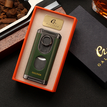 Fémből készült szivarszúró öngyújtó beépített szivar-tűvel, cigarettatartóval és szivarvágóval – szélvédett, bután üzemanyag, logó nyomtatás elérhető, GALINER