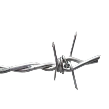 Lágyacélból készült tövisdrótháló kerítés, dupla tekeredés, jobb oldali tekerés, szakítószilárdság 350, vasúti védelemre