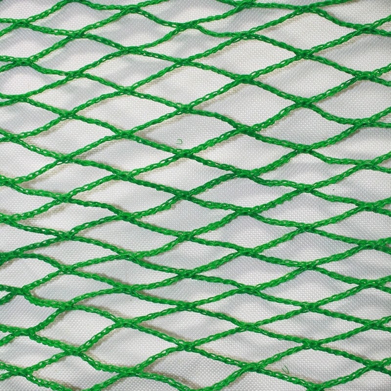 Teherautó és trailer védőháló, polietilén anyagból, kötés nélküli poliészter szövésű, a szállítás biztonságáért