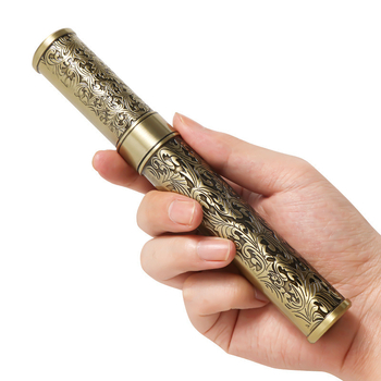 Tub metalic pentru trabucuri, cu umidificator, portabil, gravură fină