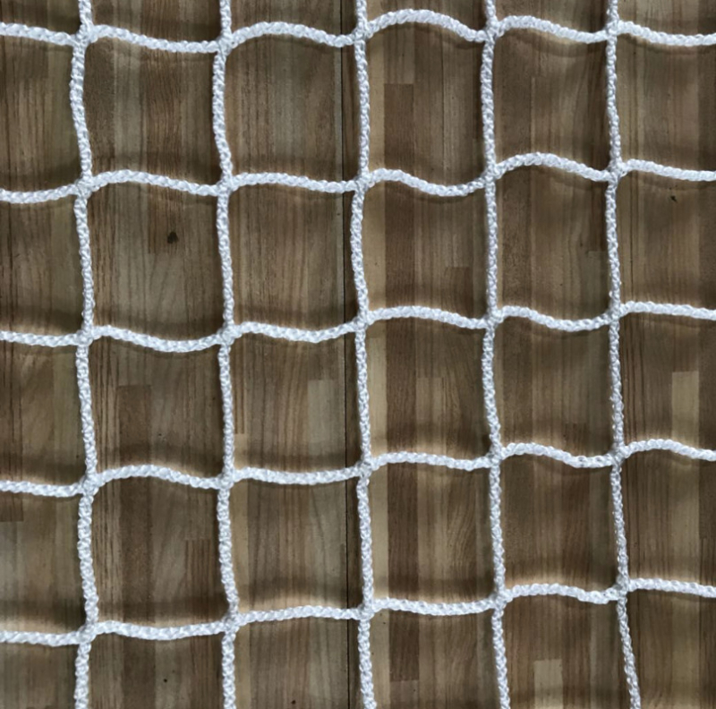 Mreža za pokrivanje kamiona – model 046, visokokvalitetni poliester, nosivost 100 kg, zaštitni pokrov