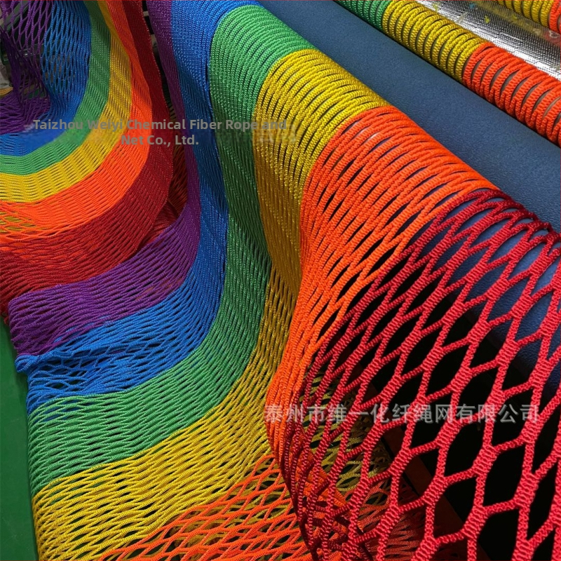 Dimension One Interaktivna mreža za penjanje na krošnjama drveća za parkove zabave (mreza 4 cm, užad 5 mm)