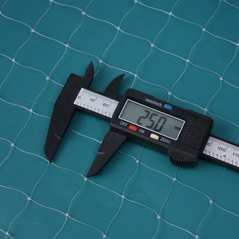 Plasă din nailon anti-păsări pentru livezi și iazuri de pește, plasă de protecție agricolă, ochiuri 2.0–2.5 mm, diametru fir 0.38 mm, durată de viață 5–6 ani