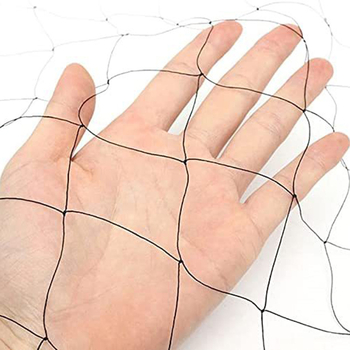 Plasă de protecție împotriva păsărilor din nailon multifilament, set de trei piese, brand Janda; potrivită pentru curte, grădină, pepinieră, balcon, amenajări peisagistice; număr B016