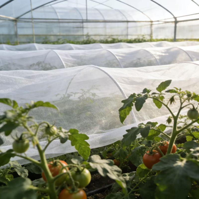 Plasă anti-insecte pentru agricultură din polietilenă, Model 30, Ochiuri 14-120, Diametru fir 10-20, Durată de viață 3-5 ani
